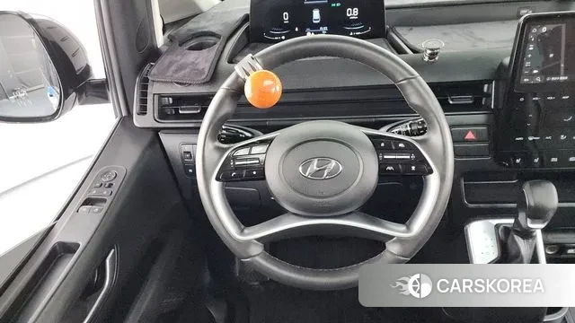 Hyundai Staria 2023 Серебряный из Кореи, фото 4