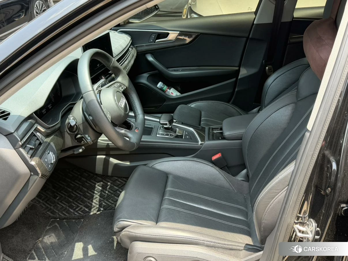 Audi A4L 2021 Черный из Китая, фото 4