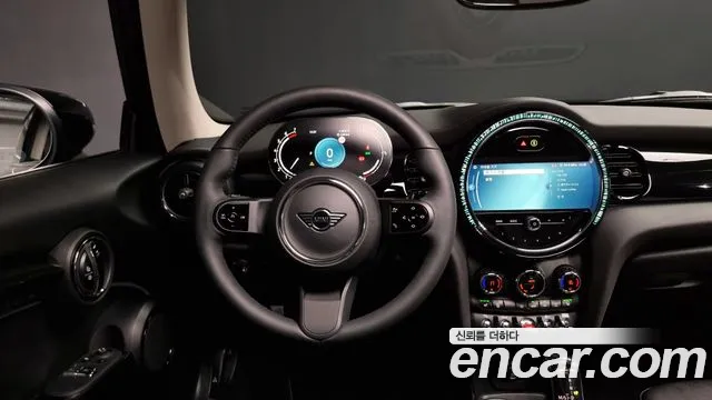 Mini Cooper 2024 Жемчужный цвет из Кореи, фото 4