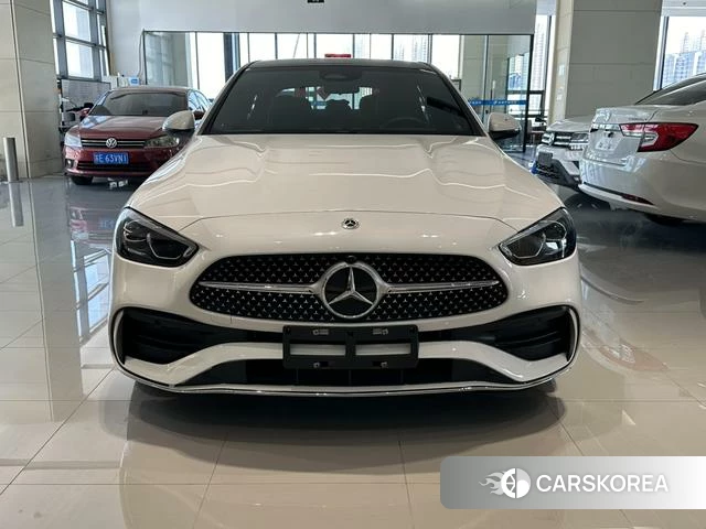 Mercedes-Benz Class C 2023 Белый из Китая, фото 4