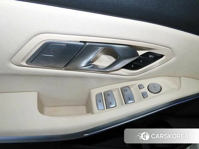 BMW 3 Series (G20) 2022 Белый из Кореи, фото 4