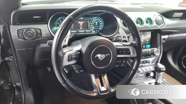 Ford Mustang 2018 Черный из Кореи, фото 4