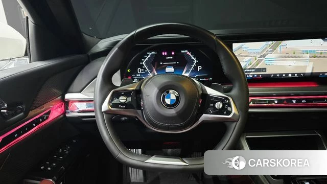 BMW 7 Series (G70) 2022 Белый из Кореи, фото 4