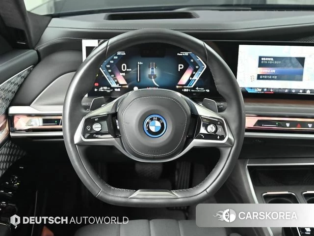 BMW 7 Series (G70) 2023 Черный из Кореи, фото 4