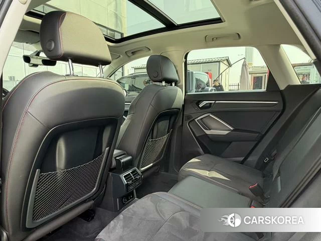 Audi Q3 2023 Синий из Китая, фото 4