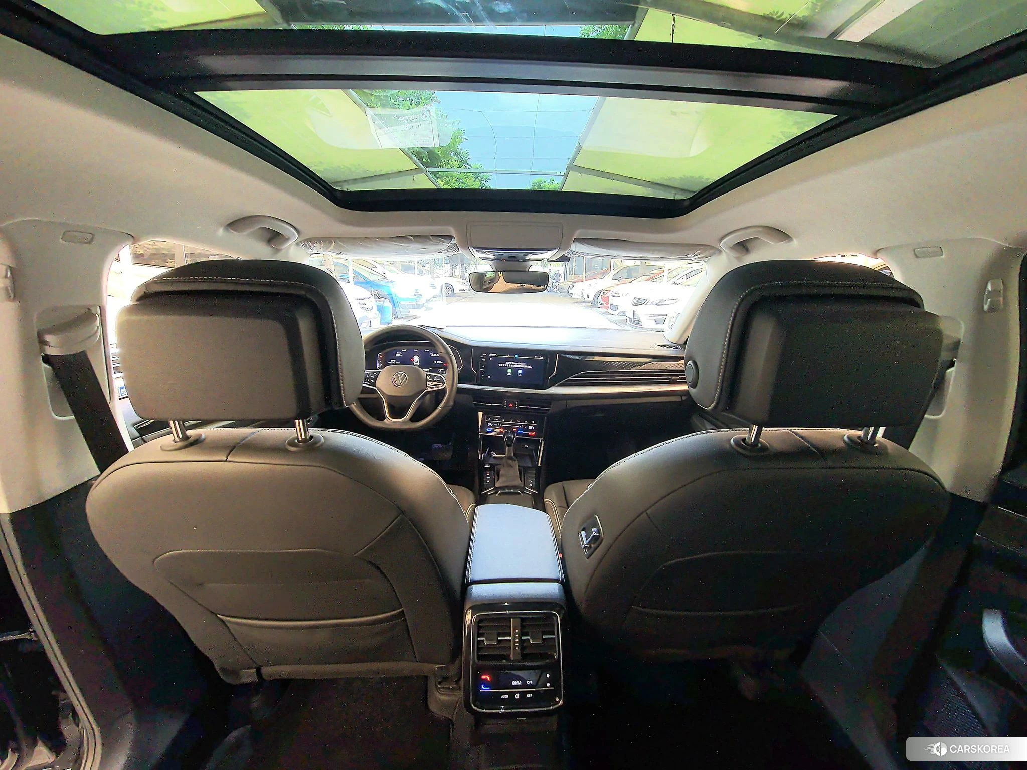 Volkswagen Passat 2022 Черный из Китая, фото 4