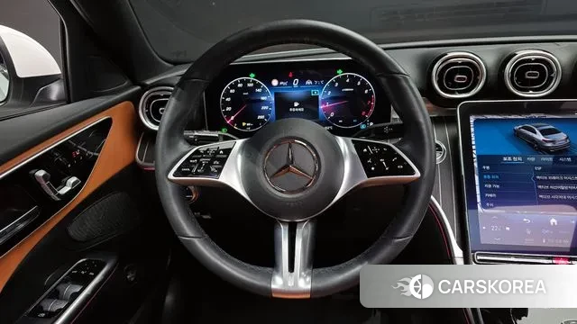 Mercedes-Benz C-Class W206 2023 Белый из Кореи, фото 4