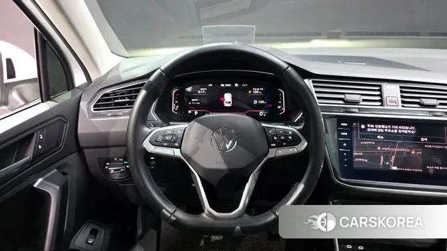 Volkswagen Tiguan second Generation 2022 Белый из Кореи, фото 4