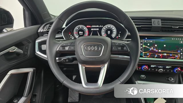 Audi Q3 (F3) 2025 Синий из Кореи, фото 4