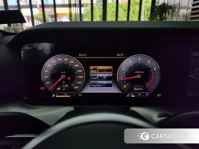 Mercedes-Benz E-Class W213 2019 Черный из Кореи, фото 4