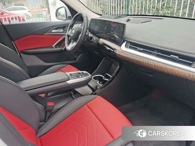 BMW iX1 2024 Белый из Китая, фото 4