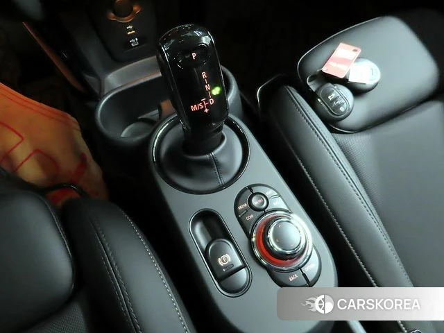 Mini Cooper S 2021 Красный из Кореи, фото 4