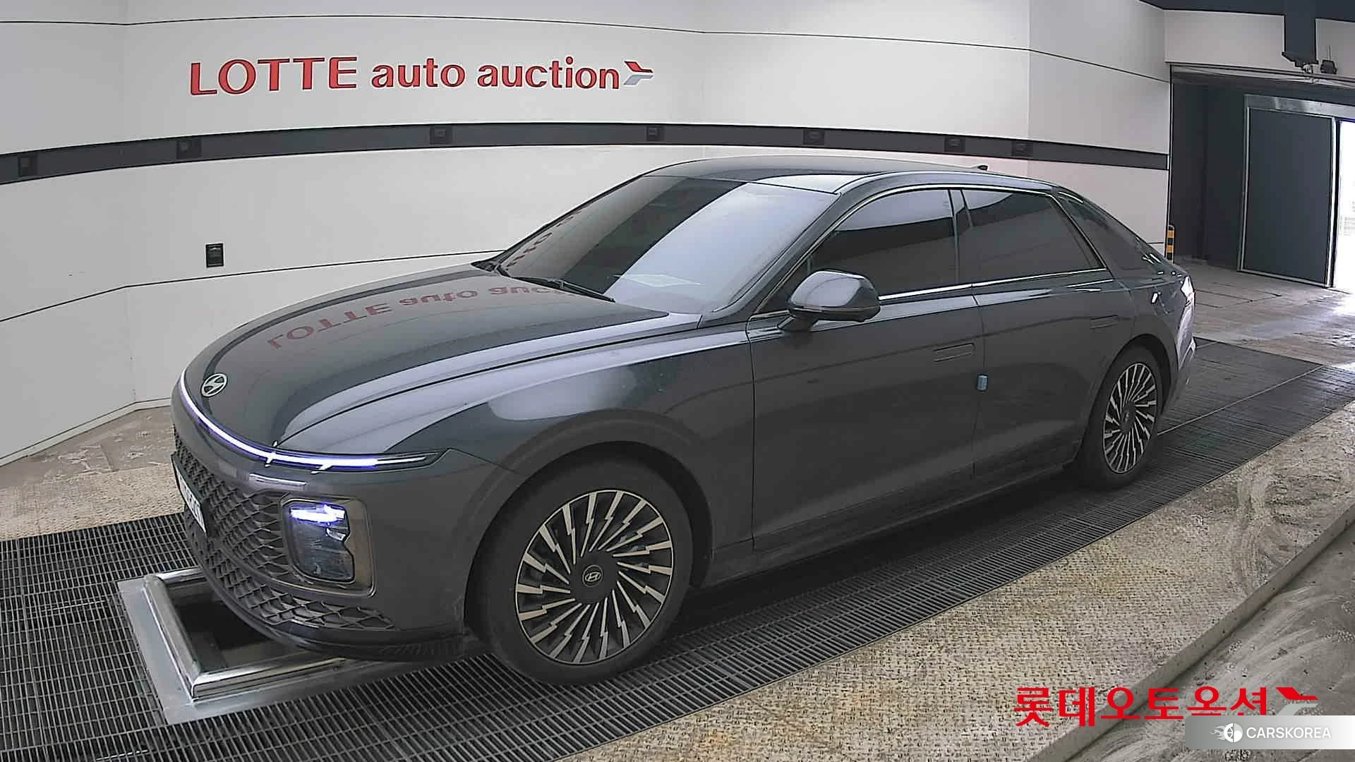 Hyundai Grandeur 2024 Nocturne Grey Metallic из Кореи, фото 4