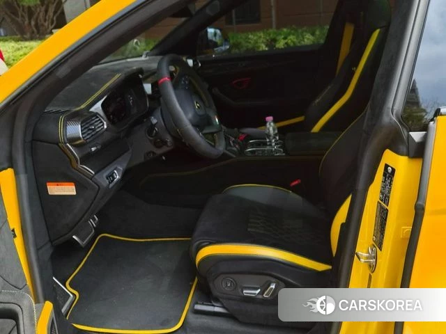 Lamborghini Urus 2024 Желтый из Кореи, фото 4