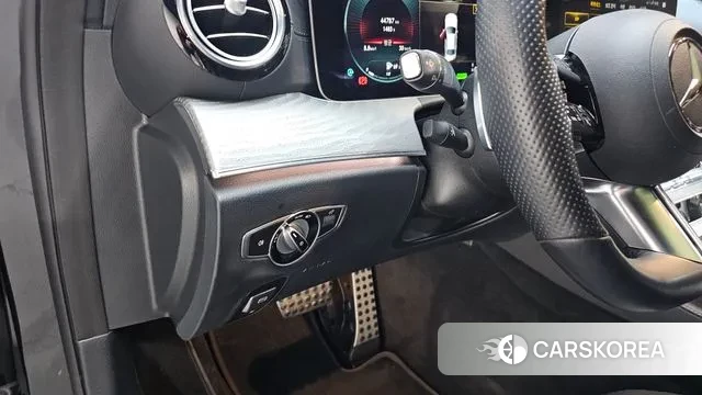 Mercedes-Benz E-Class W213 2021 Черный из Кореи, фото 4