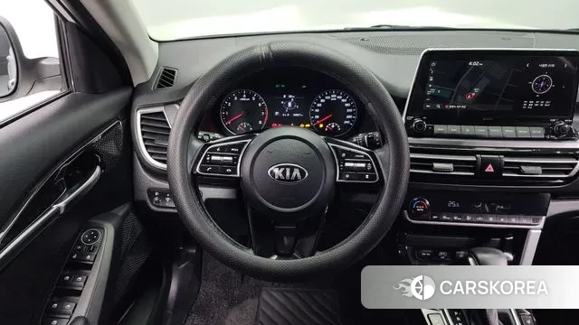 Kia Seltos 2021 Белый из Кореи, фото 4