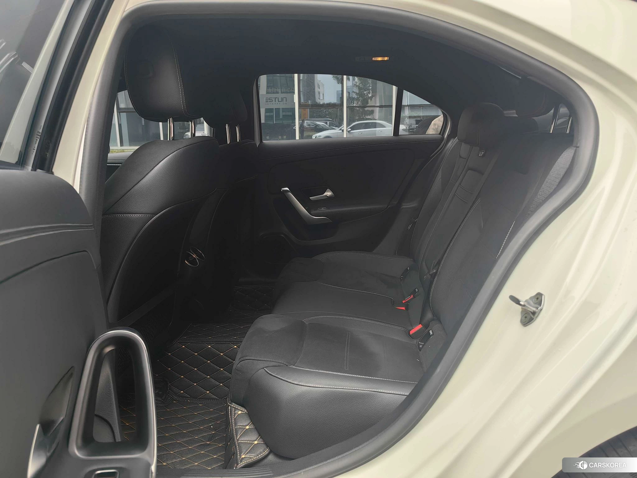 Mercedes-Benz Class A 2021 Белый из Китая, фото 4