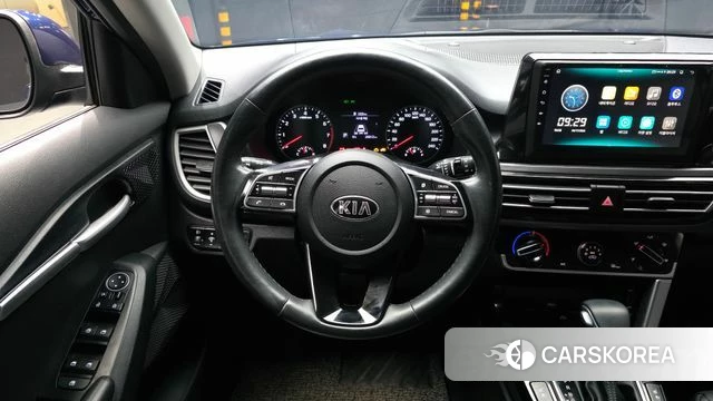 Kia Seltos 2020 Синий из Кореи, фото 4