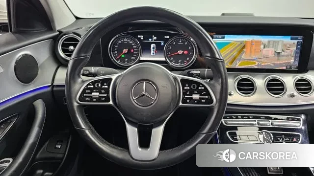 Mercedes-Benz E-Class W213 2019 Белый из Кореи, фото 4