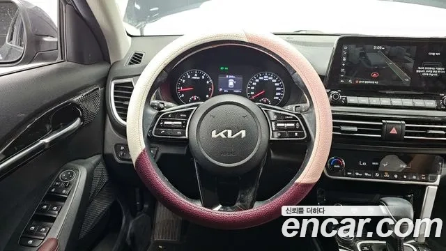 Kia Seltos 2021 Серый из Кореи, фото 4