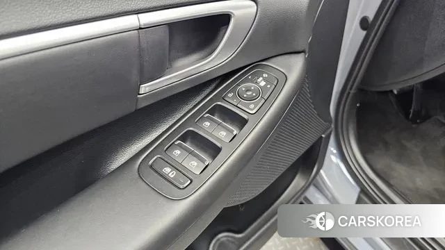 Hyundai Sonata D Edge (DN8) 2023 Светло-серебряный цвет из Кореи, фото 4