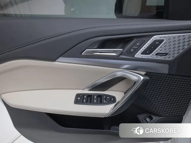 BMW X1 (U11) 2025 Белый из Кореи, фото 4