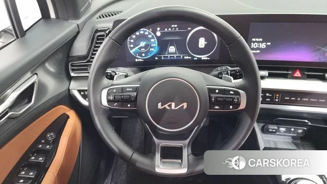 Kia Sportage 5th Generation Hybrid 2023 Белый из Кореи, фото 4