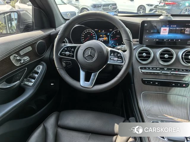 Mercedes-Benz GLC 2021 Темно-серый из Китая, фото 4