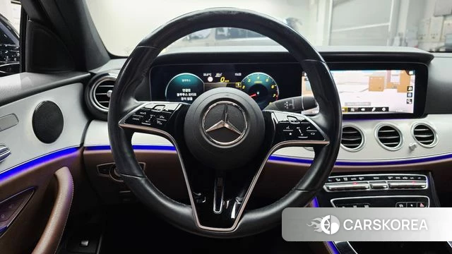 Mercedes-Benz E-Class W213 2021 Черный из Кореи, фото 4