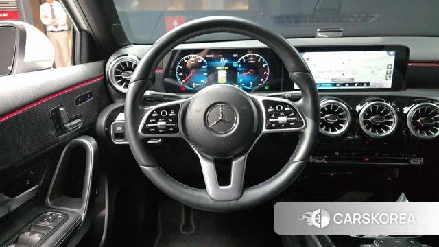 Mercedes-Benz A-Class W177 2021 Белый из Кореи, фото 4