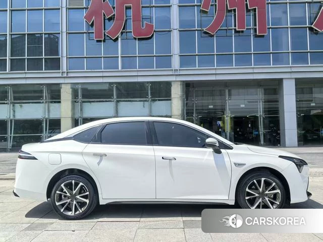 Aian AION S 2023 Белый из Китая, фото 4