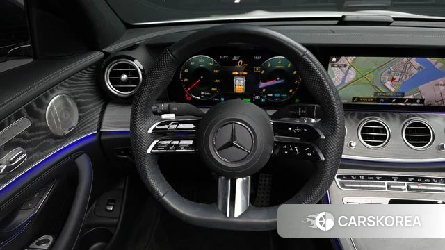Mercedes-Benz E-Class W213 2023 Белый из Кореи, фото 4