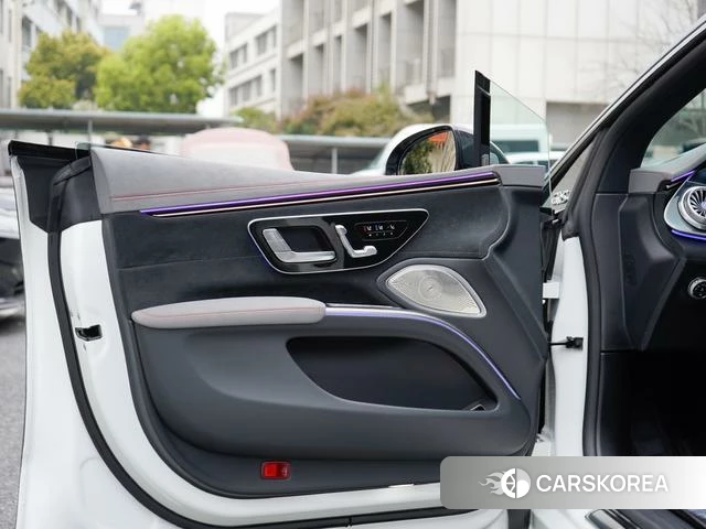 Mercedes-Benz EQS AMG 2024 Темно-серый из Китая, фото 4