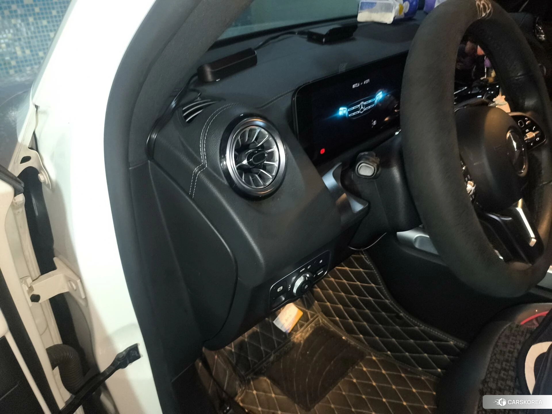 Mercedes-Benz GLB id 4479791 из Китая 4