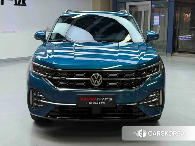 Volkswagen Tanyue 2023 Синий из Китая, фото 4
