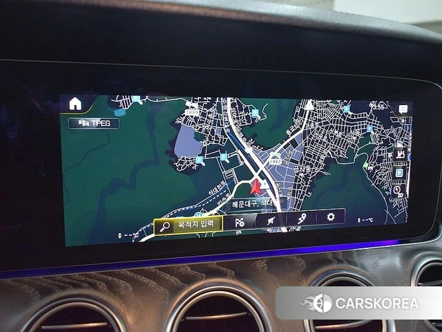 Mercedes-Benz E-Class W213 2022 Белый из Кореи, фото 4