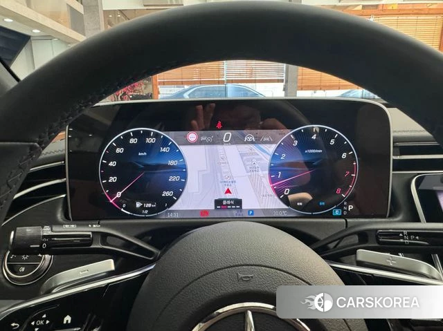 Mercedes-Benz E-Class W214 2025 Белый из Кореи, фото 4