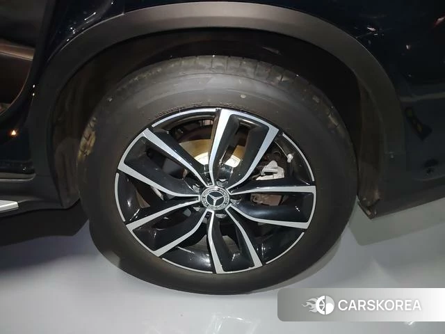 Mercedes-Benz GLC 2021 Зеленый из Китая, фото 4