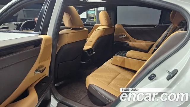 Lexus ES300h 7th generation id 2906919 из Кореи 4