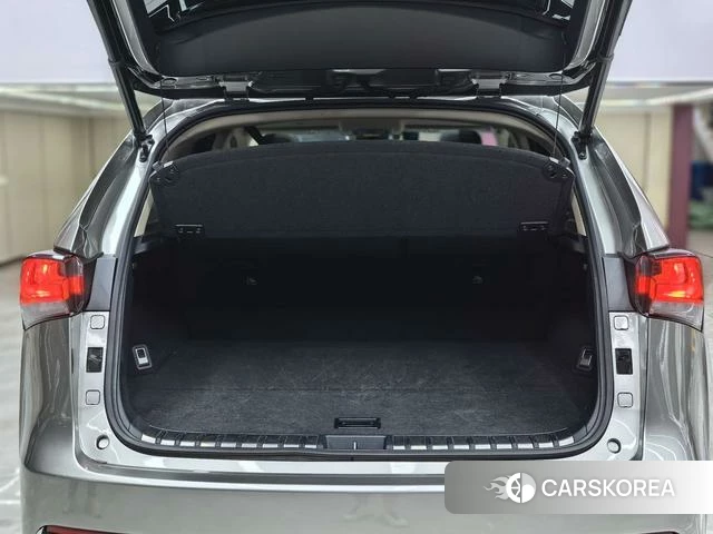 Lexus NX 2018 Серебристо-серый из Китая, фото 4