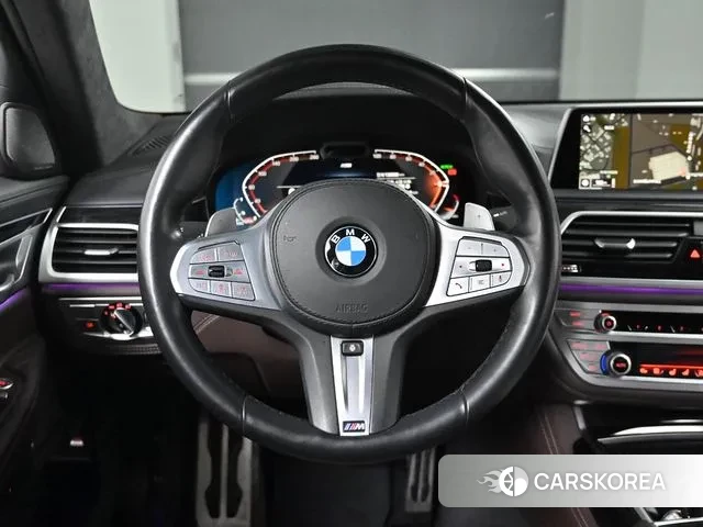 BMW 7 Series (G11) 2021 Цвет тростника из Кореи, фото 4