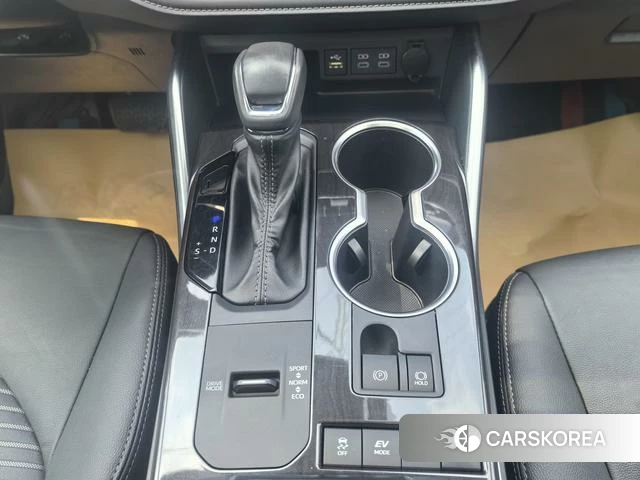 Toyota Crown Lufang 2024 Черный из Китая, фото 4