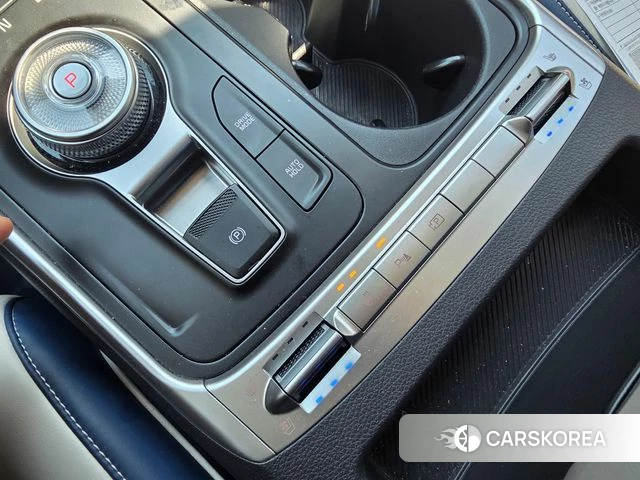 Kia The New Carnival 4th Generation 2023 Белый из Кореи, фото 4