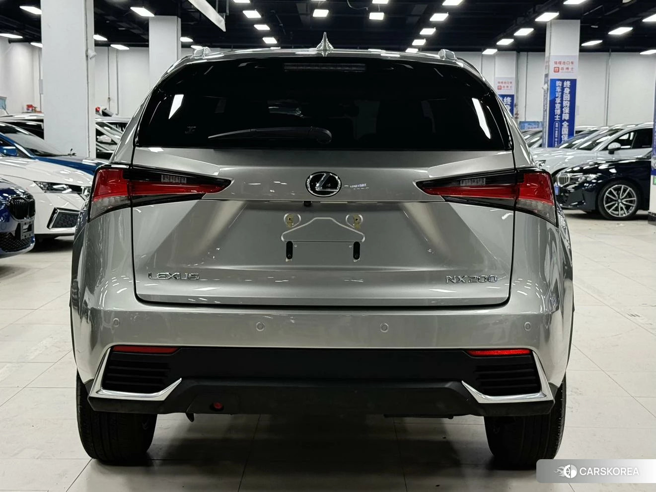 Lexus NX 2019 Серебристо-серый из Китая, фото 4