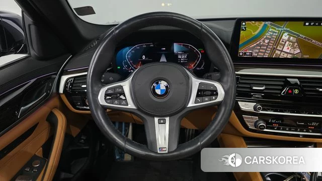BMW 5 Series (G30) 2021 Черный из Кореи, фото 4