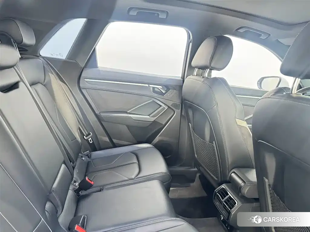 Audi Q3 2024 Белый из Китая, фото 5