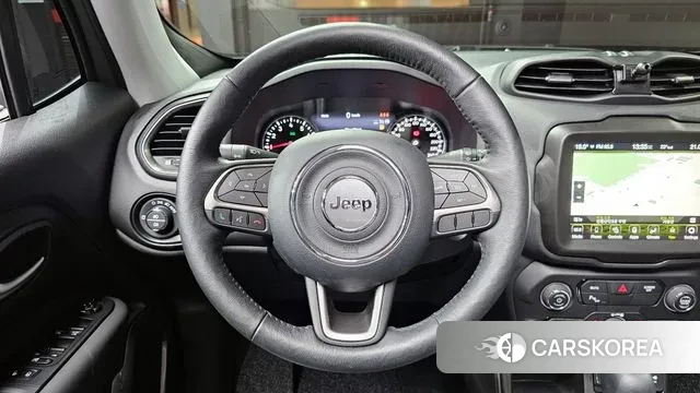 Jeep Renegade 2022 Серебристо-серый из Кореи, фото 4