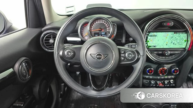 Mini Cooper 2018 Синий из Кореи, фото 4