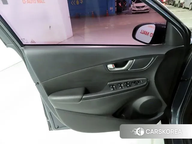 Hyundai Kona 2019 Серый из Кореи, фото 4