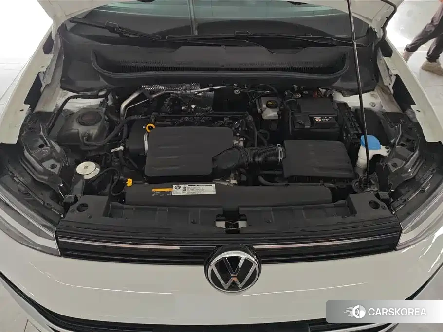 Volkswagen Tharu 2025 Белый из Китая, фото 4